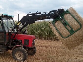 AKCE - Nový čelní nakladač TUR 3