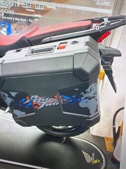Koupim bocni kufry originál Honda Africa