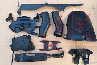 Plasty Yamaha R6 2004