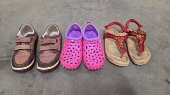 Dívčí botky, sandále vel. 32, cca 200mm.