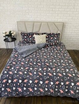 Plyšové povlečení s prostěradlem srdíčky