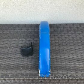 Prodam modry predni blatnik na MANET KORADO