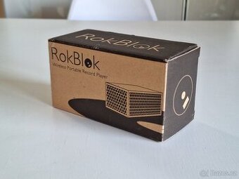 Rokblok - přenosný bluetooth gramofon