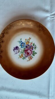 Porcelánový dekorativní talíř III.