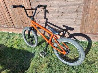 Kolo BMX