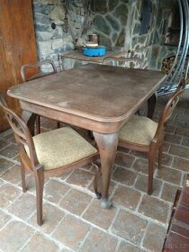 Stůl, 4 židle a 2 křesla - 1