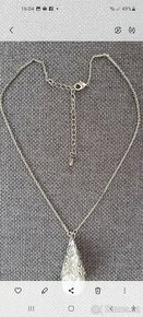 Mosazný  náhrdelník bižuterie