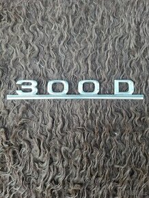 Mercedes 300D - znak