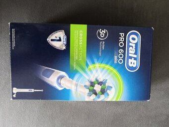 Elektrický kartáček Oral B
