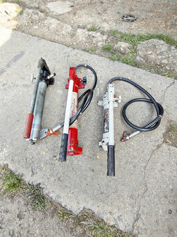 tři ruční hydraulické pumpy - 1