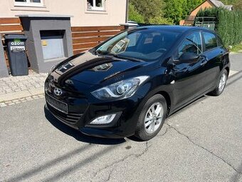 Hyundai i30 1.4, 73kw 1. Majitel. - 1