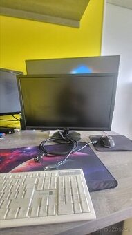 ASUS monitor 24"