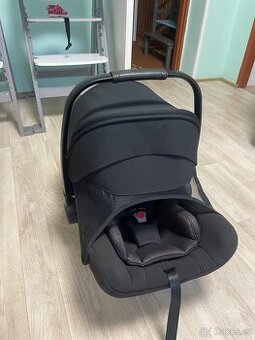 Bugaboo autosedačka  2ks