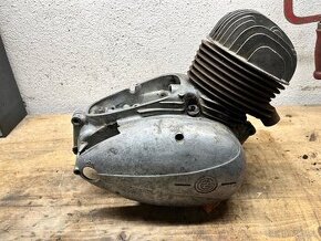 Motor ČZ 150 - 1