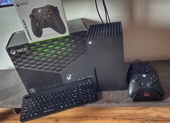 Xbox Series X, top stav, záruka, příslušenství
