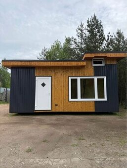 Tiny house