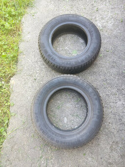 Prodám dvě pneumatiky 165/70 R13