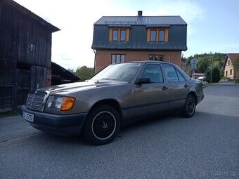 Mercedes W 124