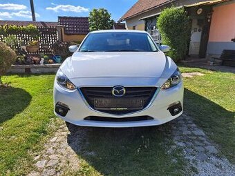 Mazda 3 2.0i Skyactiv Center line