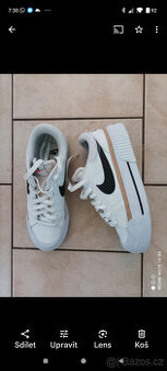 DÁMSKÉ BOTY NIKE