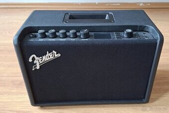 Fender Mustang GT40 - 1
