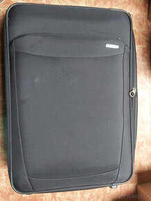 Prodám málo používaný velký textilní černý kufr Samsonite