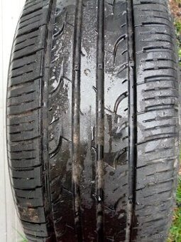 4ks celoročních pneu 205/55 R17 91V Kumho Solus KH 25