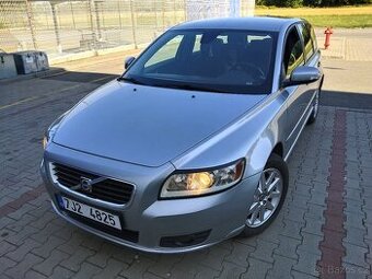 Volvo v50 2.0D 2009 Nová STK 8/2027