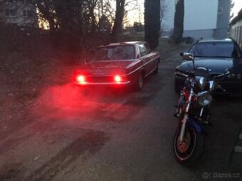 Mercedes Benz W115