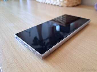 Prodám nový mobilní telefon Samsung Galaxy S24 Ultra 12+512G