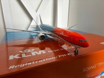 Boeing 777-300ER KLM 1:200 Phoenix