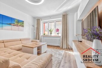 Pronájem moderního bytu 2+1, 61m2 v osob. vl. ul. Repinova, 