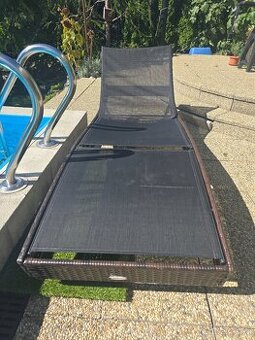 Ratanové lehátko - 1