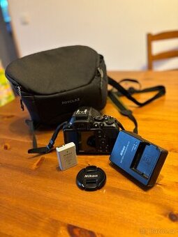 Prodám digitální zrcadlovku Nikon D3500