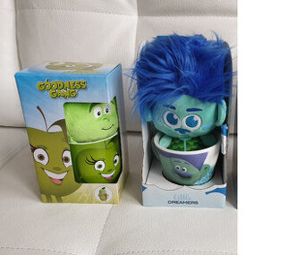 Různý plyšáci nepoužitý