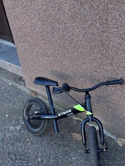 Prodám dětské kolo.