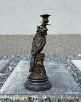 Bronzový svícen Papoušek socha designová dekorace na svíčku