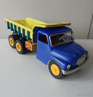 Tatra 138 KDN stará hračka Kaden