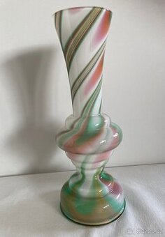 Barevné duhové sklo váza