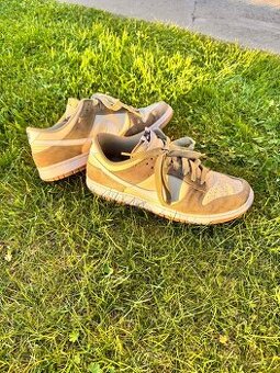 Nike dunk low vel. 46