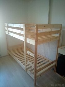 postel  palanda patrová dvoupatrová dřevěná Ikea Mydal