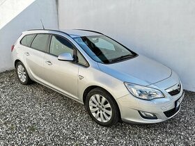 Opel Astra J 1.7 CDTi 81 kW .Majitel.