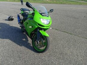 Prodám Kawasaki zx6r ninja