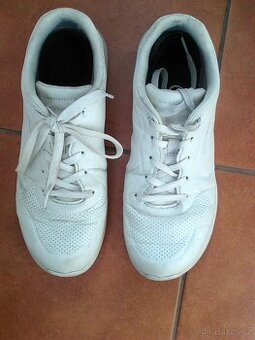 Kožené botasky, vel. 40 zn. Skechers bílé barvy