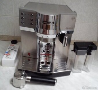 Kávovar De'longhi EC 850M
