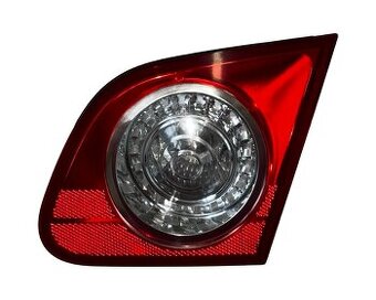 Pravé zadní vnitřní světlo 3C5945094E VW Passat B6 sedan 07