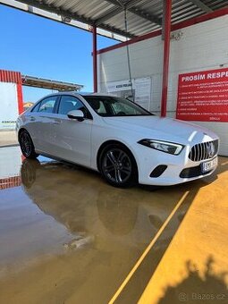 Mercedes Benz A 180 d , sedan