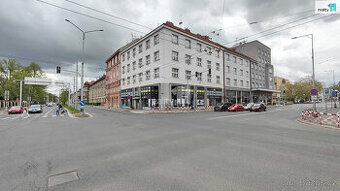 Pronájem obchodních prostor o CP 186 m2, Střelecká, Hradec K