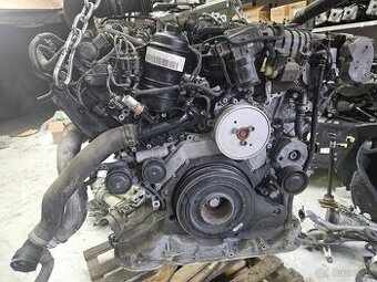Audi Q7 4M Q8 VW Touareg 3.0TDI DHX kompletni motor