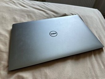 Dell XPS 15" 9560
